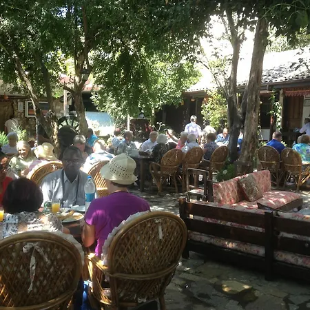 Boomerang Guest house 2*